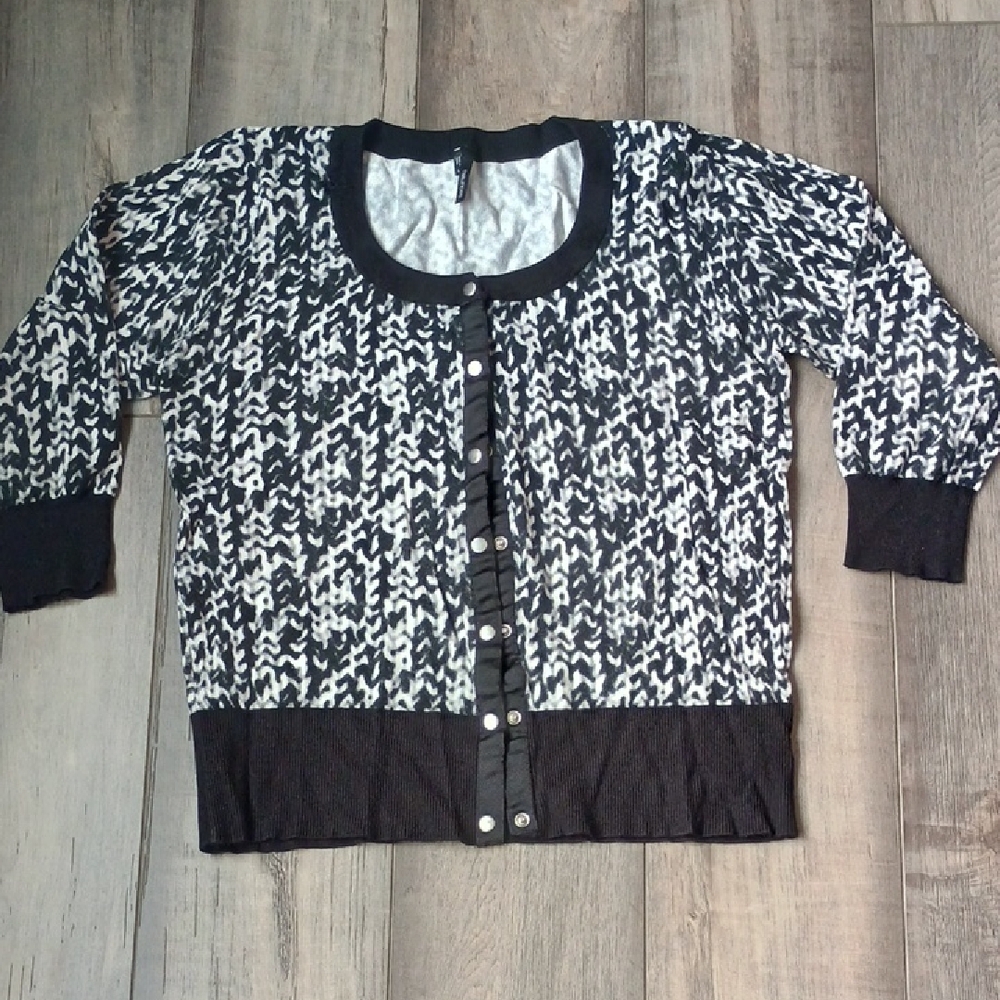 Maurices Black and White Patterned Cardigan